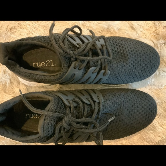 rue21 tennis shoes